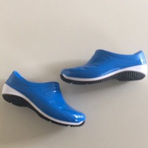 NWOT Healthcare provider shoes